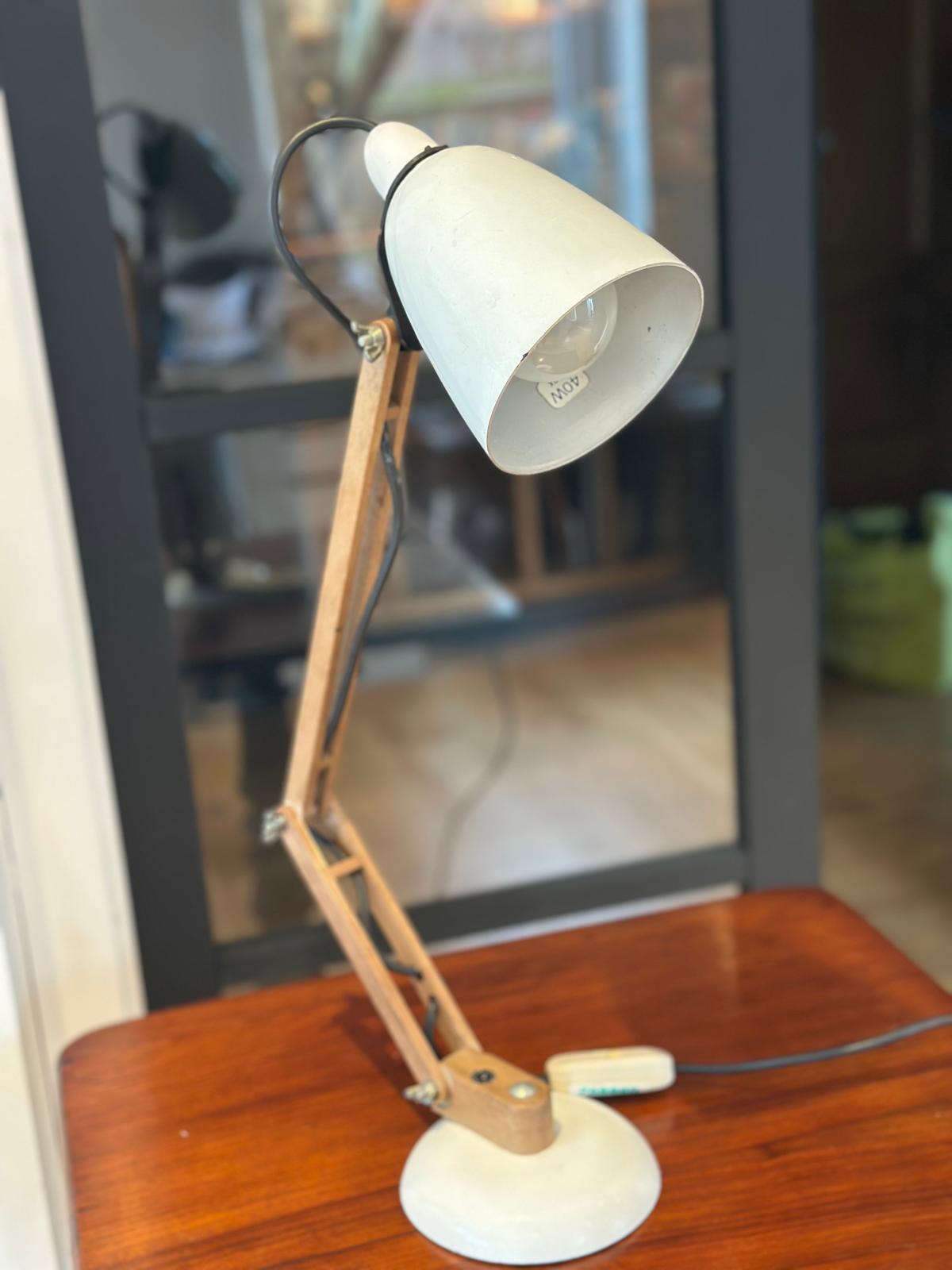 Vintage Maclamp No. 8 Desk Lamp – Mid Century Modern Industrial Lighting