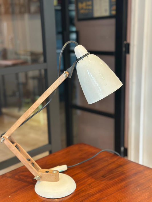 Vintage Maclamp No. 8 Desk Lamp – Mid Century Modern Industrial Lighting